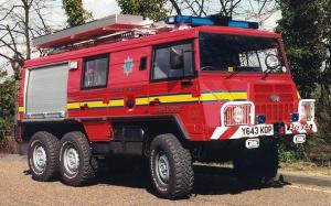 Steyr-Daimler-Puch Pinzgauer 718 Angloco Light 6x6 Pump '2001